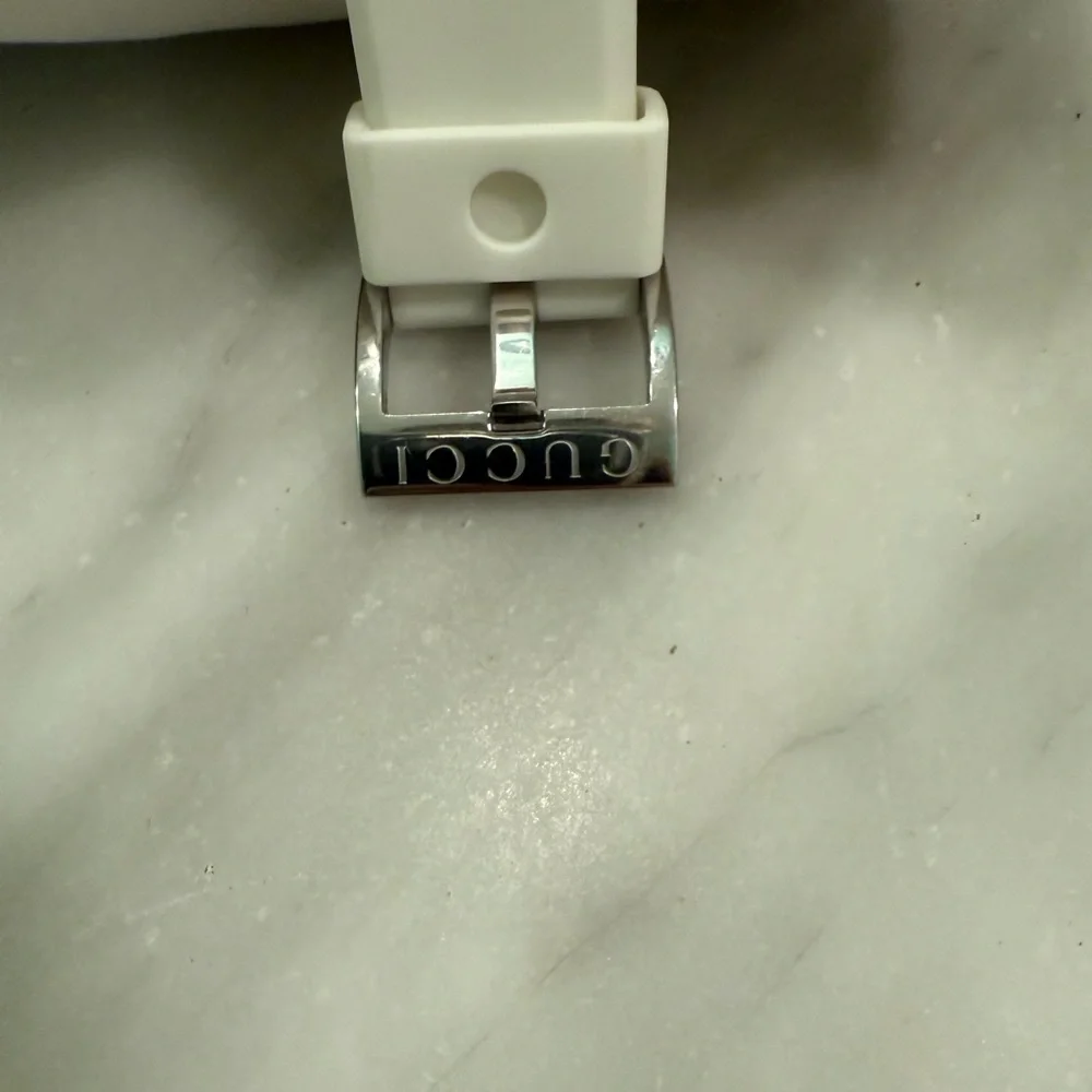 Gucci sync watch